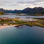Front View - Mountain&seaview Reine