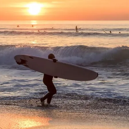 Front View - Mountain & Seaview Reine